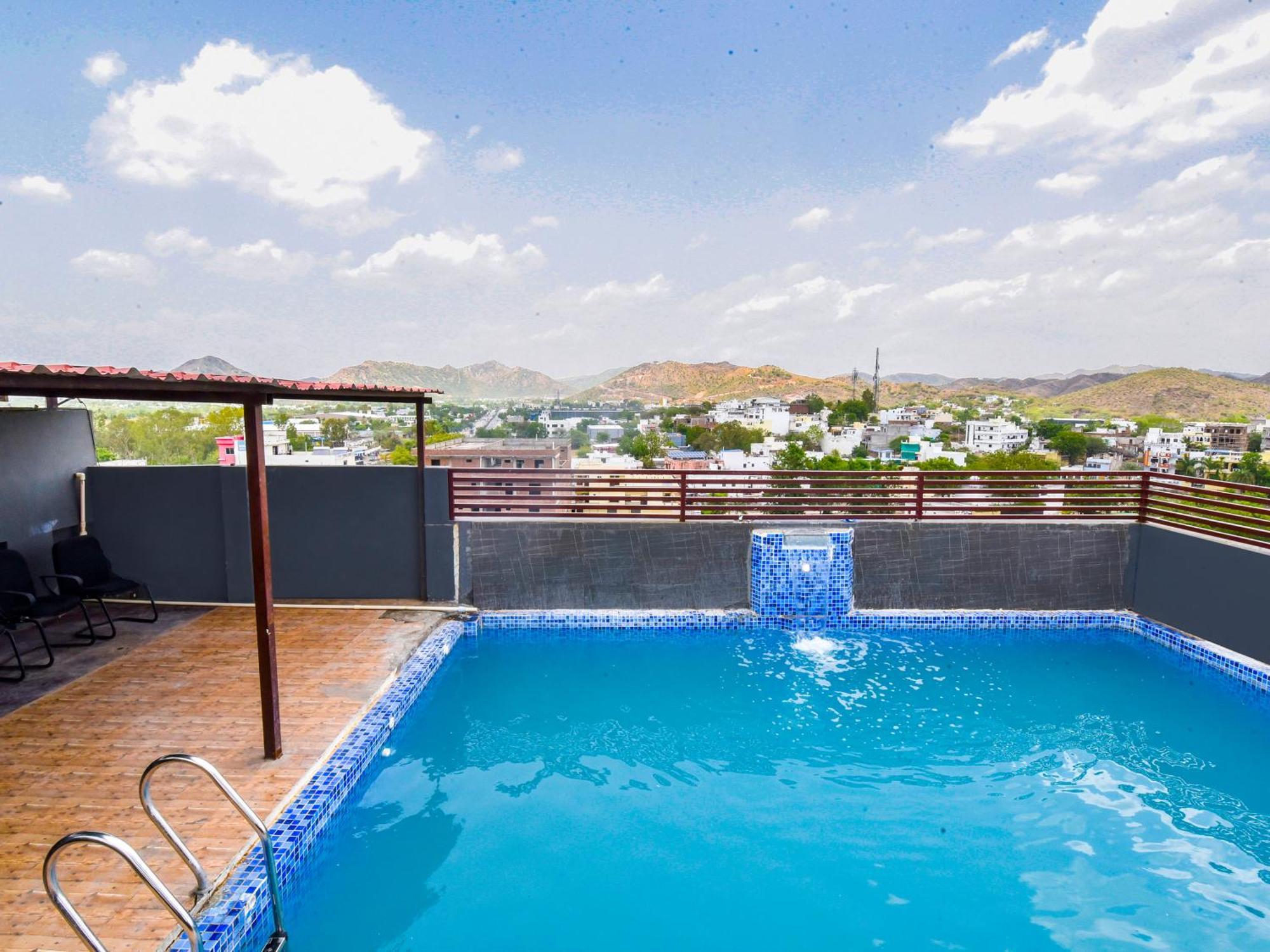 Hotel Dosa Plaza Udaipur Eksteriør billede